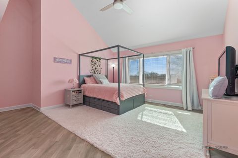 Tiny photo for 13 Kensington Drive, North Barrington, IL 60010 (MLS # 12607653)