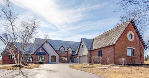 Photo of 13 Kensington Drive, North Barrington, IL 60010 (MLS # 12607653)