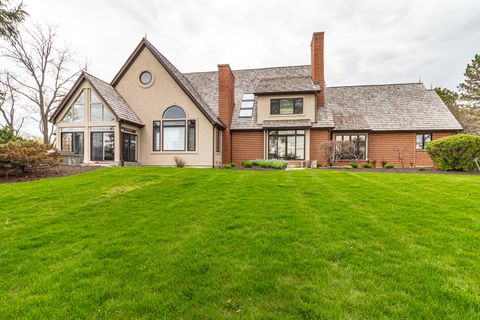 Tiny photo for 13 Kensington Drive, North Barrington, IL 60010 (MLS # 12607653)