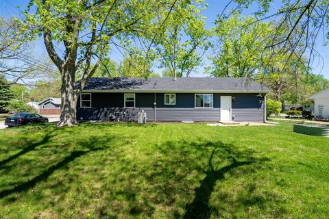 Tiny photo for 817 Bryan Street, Normal, IL 61761 (MLS # 12622846)