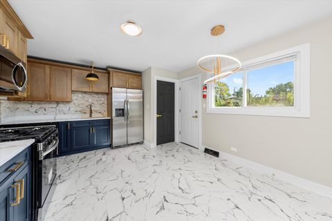 Tiny photo for 16619 Marshfield Avenue, Markham, IL 60428 (MLS # 12529980)