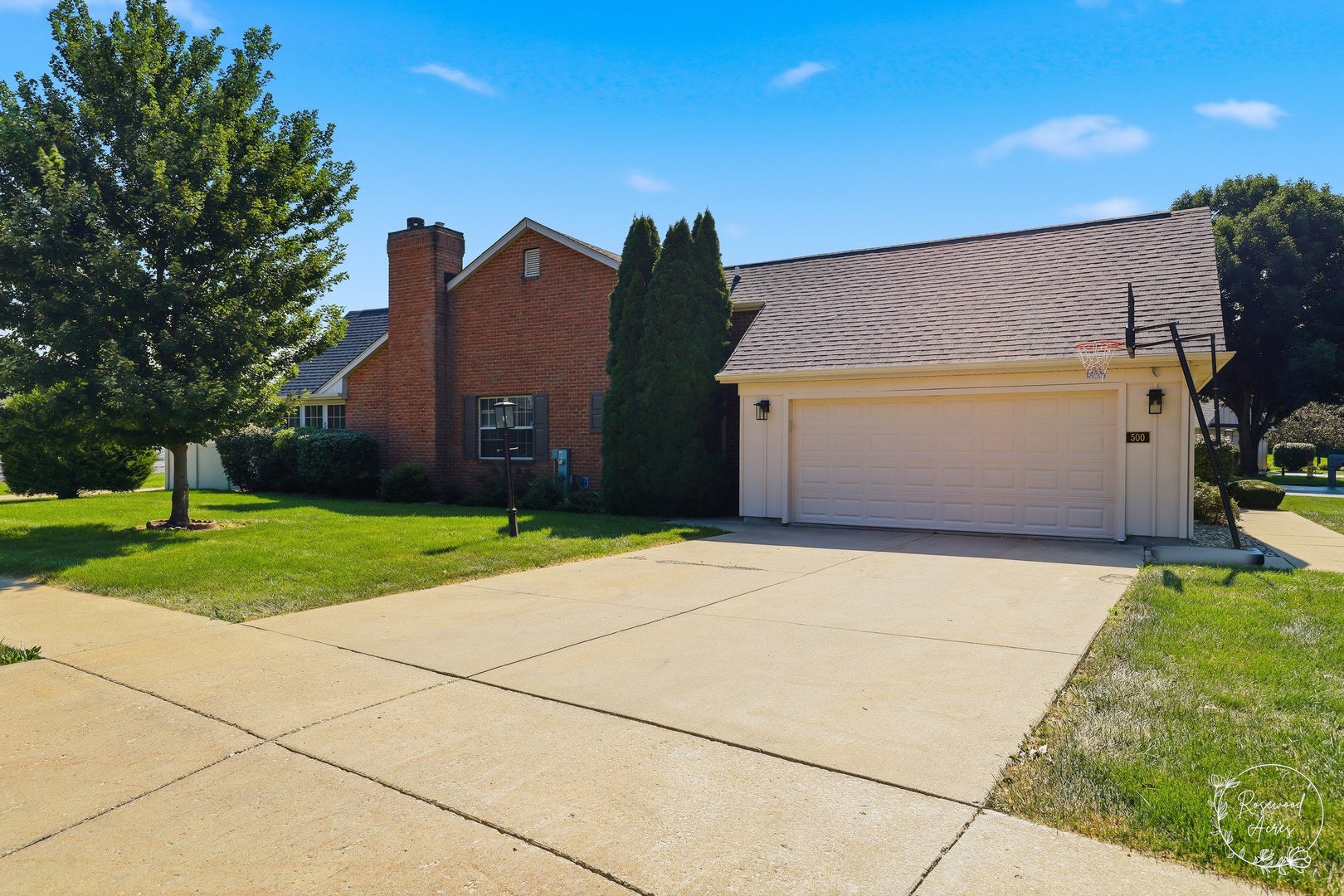 500 Olde Oak Drive