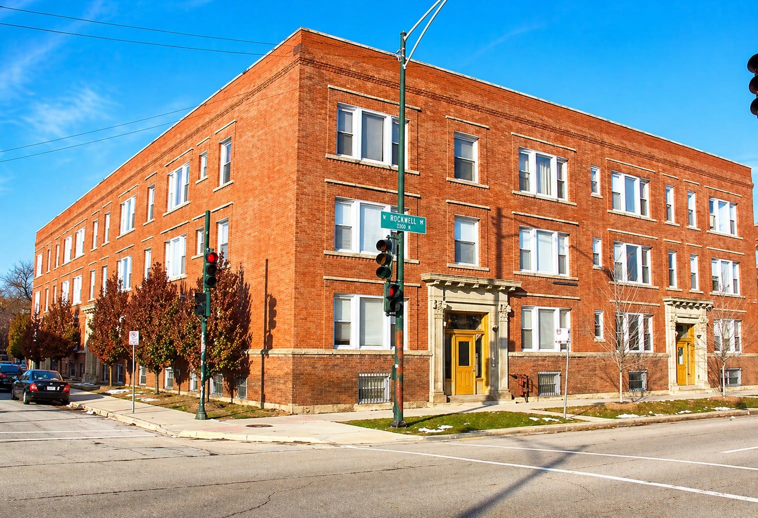 122 E 49th Street 106