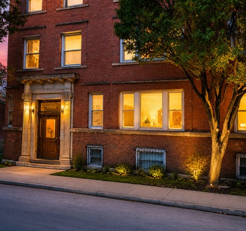 Photo of 122 E 49th Street #106, Chicago, IL 60615 (MLS # 12752466)