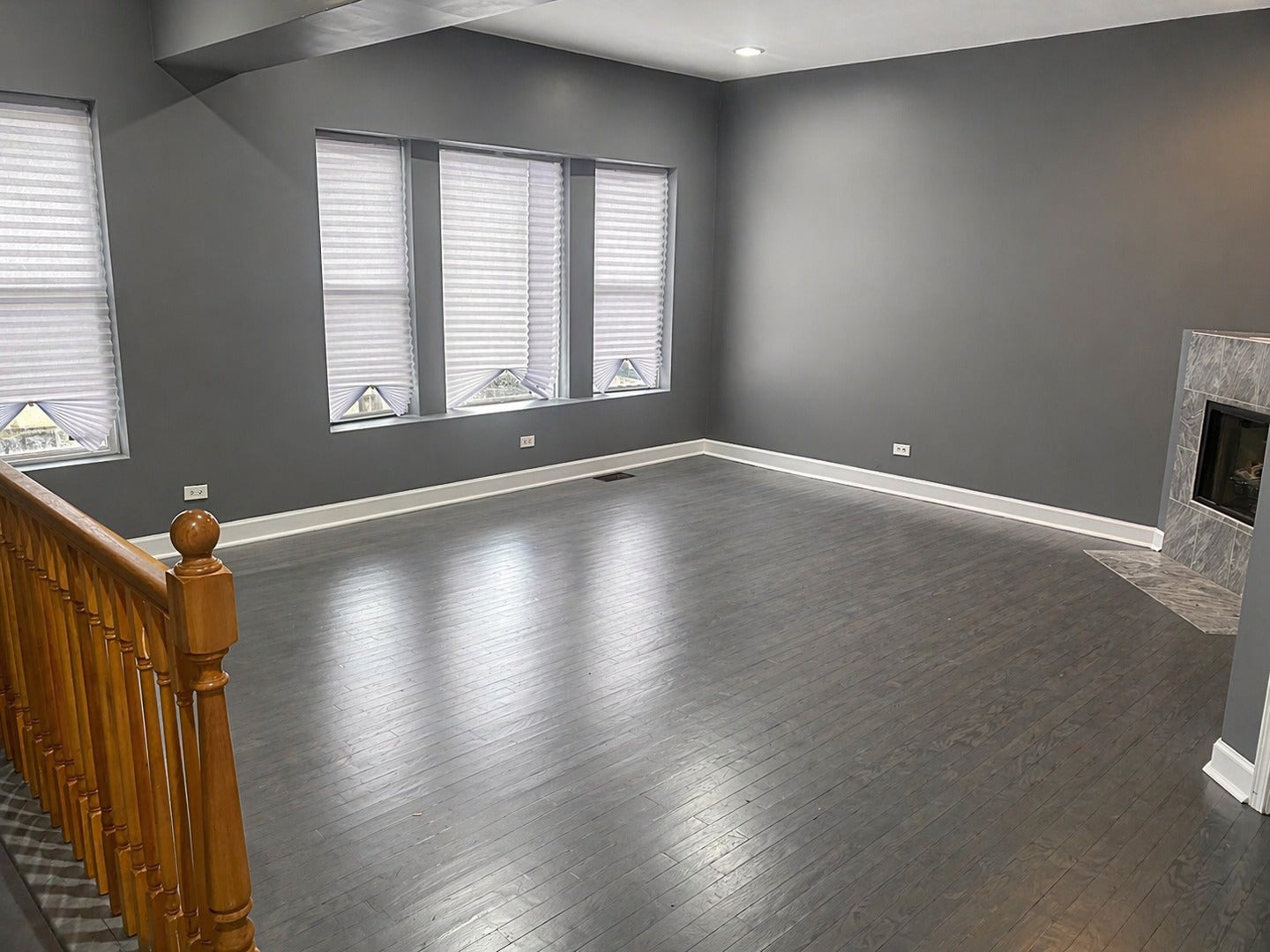 122 E 49th Street 106