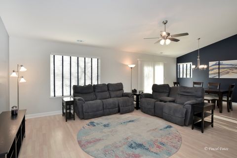 Tiny photo for 3314 Blue Ridge Drive #3314, Carpentersville, IL 60110 (MLS # 12516218)