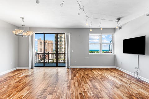 Tiny photo for 5 E 14th Place #1304, Chicago, IL 60605 (MLS # 12700020)