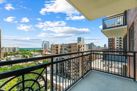Tiny photo for 5 E 14th Place #1304, Chicago, IL 60605 (MLS # 12700020)