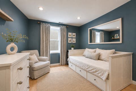 Tiny photo for 2350 N Kedzie Avenue #H, Chicago, IL 60647 (MLS # 12731444)