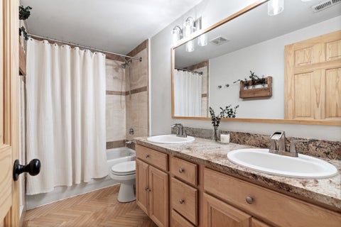 Tiny photo for 2350 N Kedzie Avenue #H, Chicago, IL 60647 (MLS # 12731444)