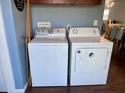 Tiny photo for 901 24th Street, Lasalle, IL 61301 (MLS # 12600892)