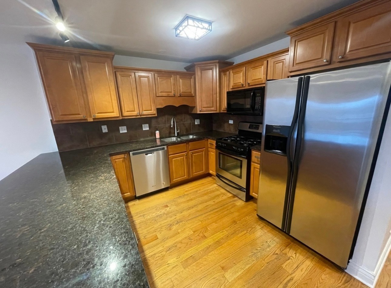 5652 W 63rd Street 2W