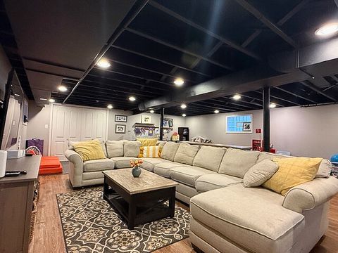 Tiny photo for 10813 S Artesian Avenue, Chicago, IL 60655 (MLS # 12587378)