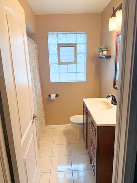 Tiny photo for 10813 S Artesian Avenue, Chicago, IL 60655 (MLS # 12587378)