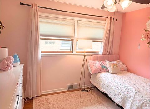 Tiny photo for 10813 S Artesian Avenue, Chicago, IL 60655 (MLS # 12587378)