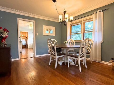 Tiny photo for 10813 S Artesian Avenue, Chicago, IL 60655 (MLS # 12587378)