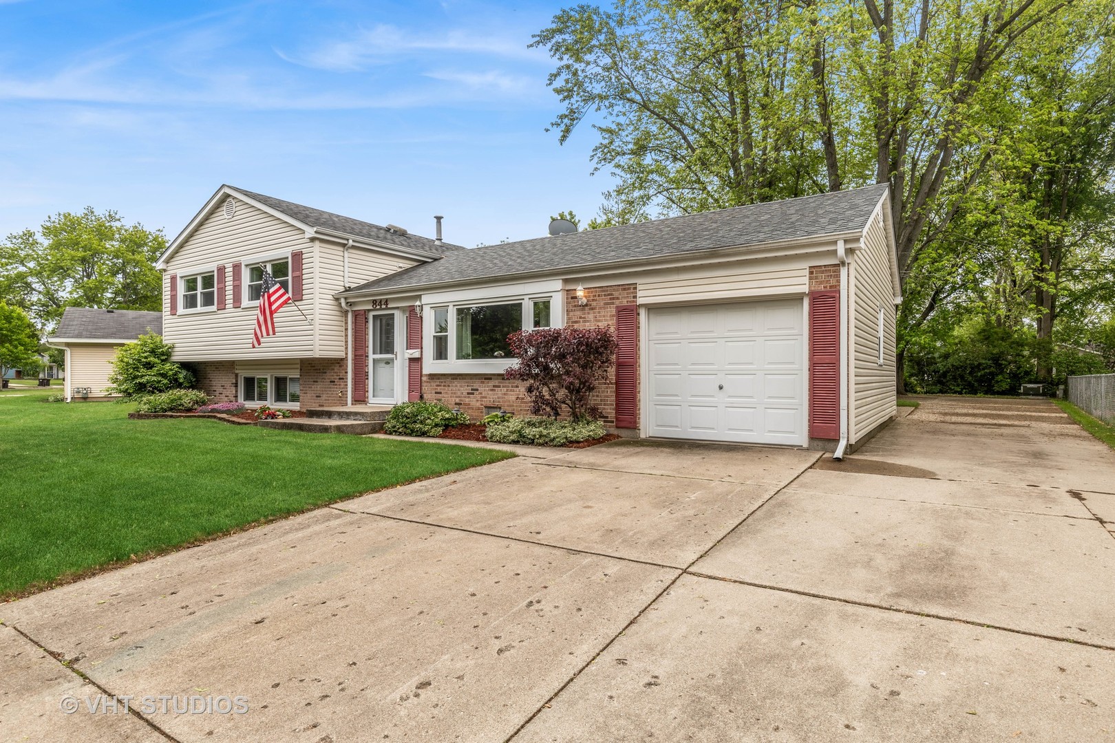 844 Kingston Lane