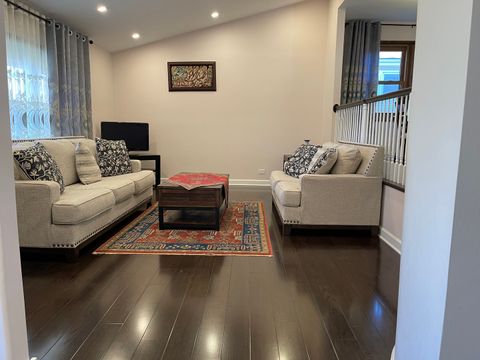 Tiny photo for 1925 E Waverly Lane, Arlington Heights, IL 60004 (MLS # 12510958)