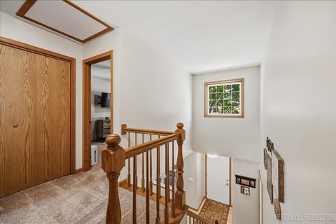 Tiny photo for 675 Parker Court, Geneva, IL 60134 (MLS # 12699635)