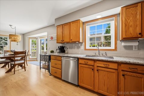 Tiny photo for 675 Parker Court, Geneva, IL 60134 (MLS # 12699635)