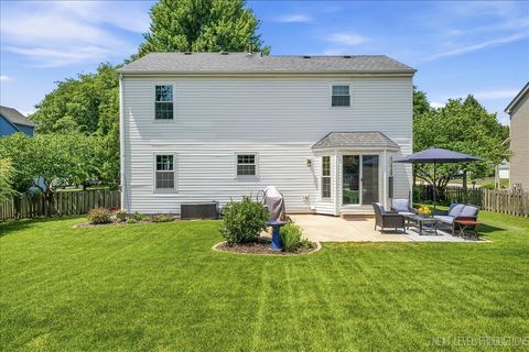 Tiny photo for 675 Parker Court, Geneva, IL 60134 (MLS # 12699635)