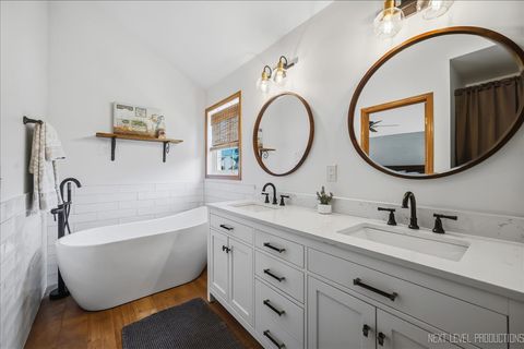 Tiny photo for 675 Parker Court, Geneva, IL 60134 (MLS # 12699635)