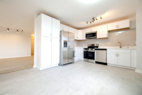 Tiny photo for 7033 N KEDZIE Avenue #1408, Chicago, IL 60645 (MLS # 12623978)