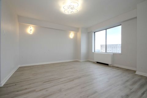 Tiny photo for 7033 N KEDZIE Avenue #1408, Chicago, IL 60645 (MLS # 12623978)