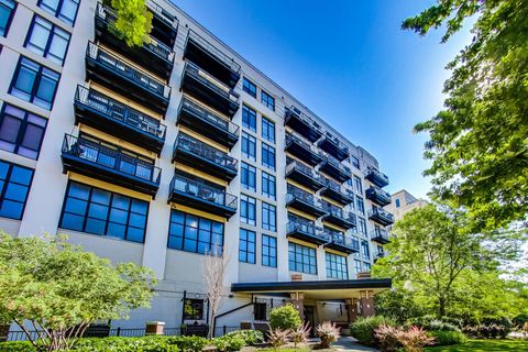 1525 S Sangamon Street 312 Chicago IL 60608