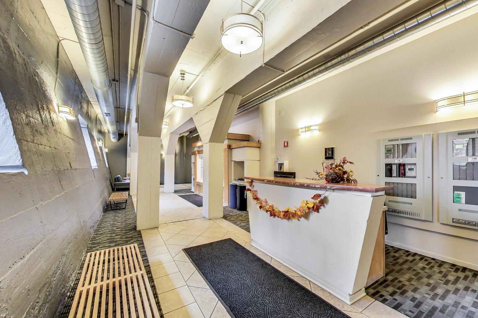 1525 S Sangamon Street 312