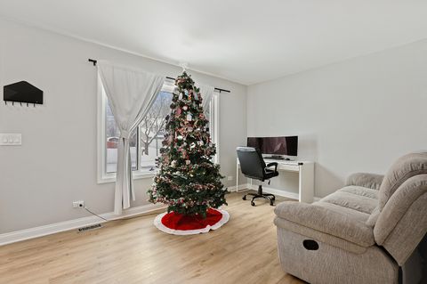 Tiny photo for 2730 Dorothy Drive, Aurora, IL 60504 (MLS # 12524110)