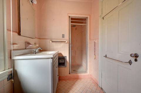 Tiny photo for 7741 S Paxton Avenue, Chicago, IL 60649 (MLS # 12786682)