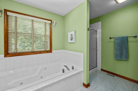 Tiny photo for 655 Blackhawk Drive, Batavia, IL 60510 (MLS # 12499746)