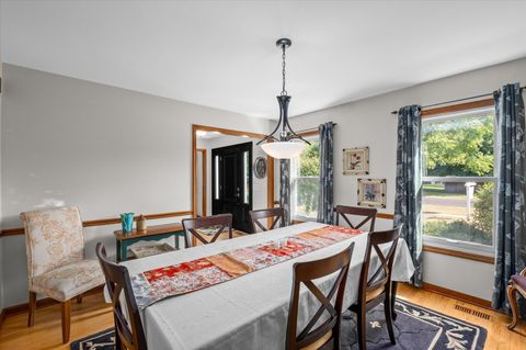 Tiny photo for 655 Blackhawk Drive, Batavia, IL 60510 (MLS # 12499746)