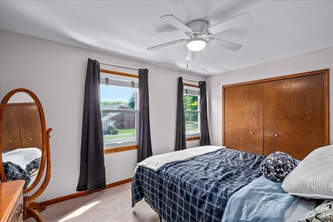 Tiny photo for 655 Blackhawk Drive, Batavia, IL 60510 (MLS # 12499746)