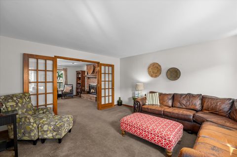 Tiny photo for 655 Blackhawk Drive, Batavia, IL 60510 (MLS # 12499746)