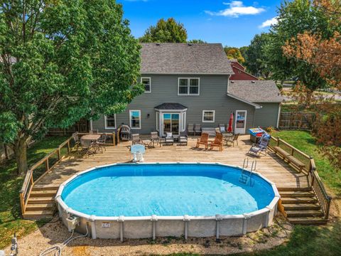 Tiny photo for 655 Blackhawk Drive, Batavia, IL 60510 (MLS # 12499746)