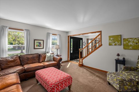 Tiny photo for 655 Blackhawk Drive, Batavia, IL 60510 (MLS # 12499746)