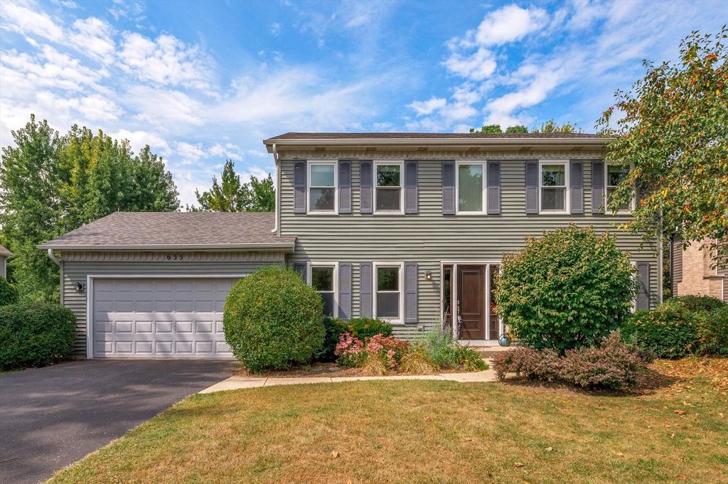 Photo for 655 Blackhawk Drive, Batavia, IL 60510 (MLS # 12499746)