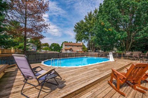 Tiny photo for 655 Blackhawk Drive, Batavia, IL 60510 (MLS # 12499746)