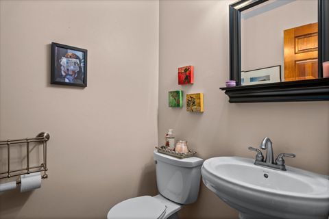 Tiny photo for 655 Blackhawk Drive, Batavia, IL 60510 (MLS # 12499746)