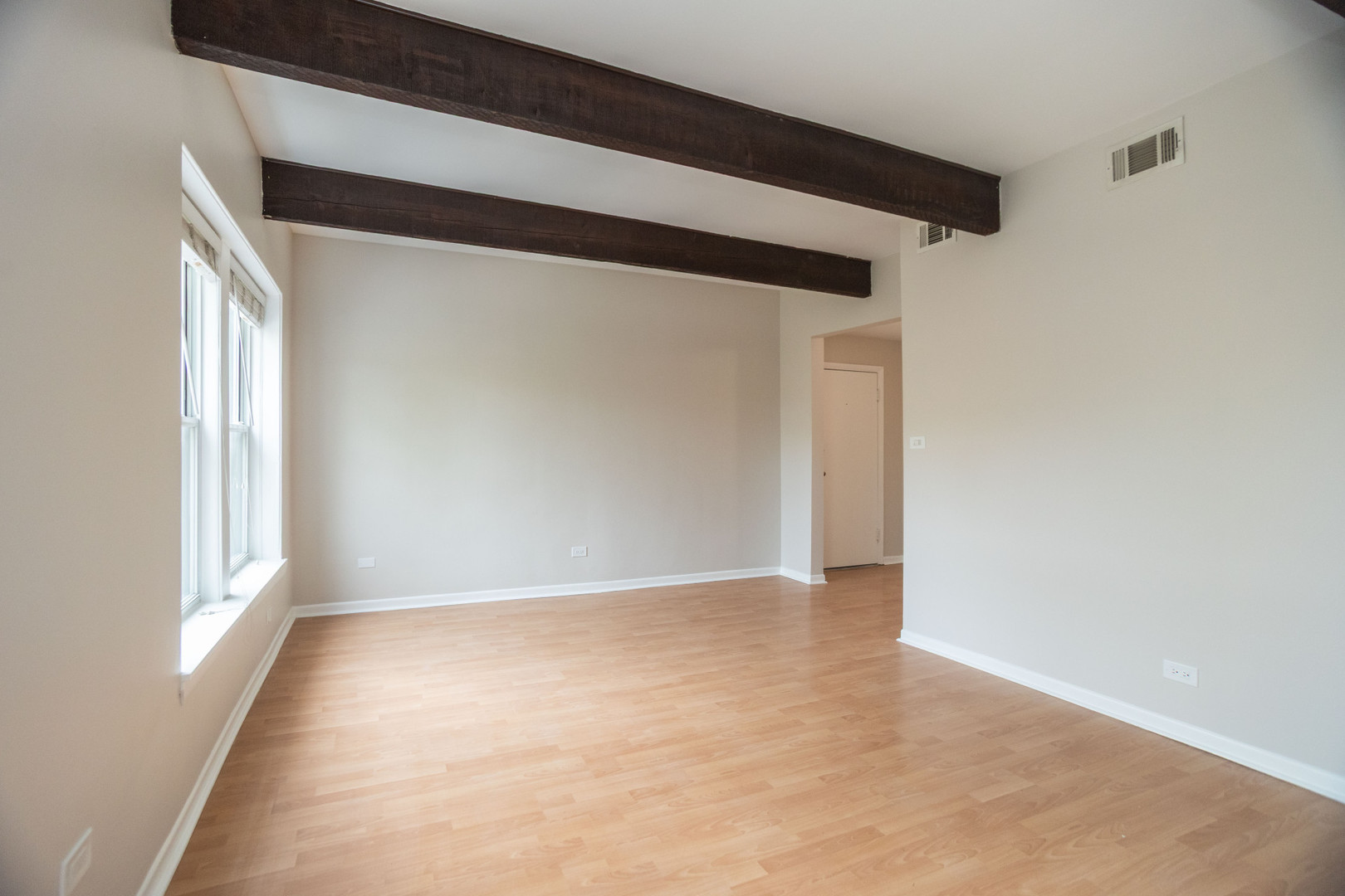 1954 N Cleveland Avenue 3C