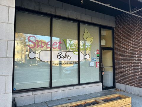 409 W North Avenue Chicago IL 60610