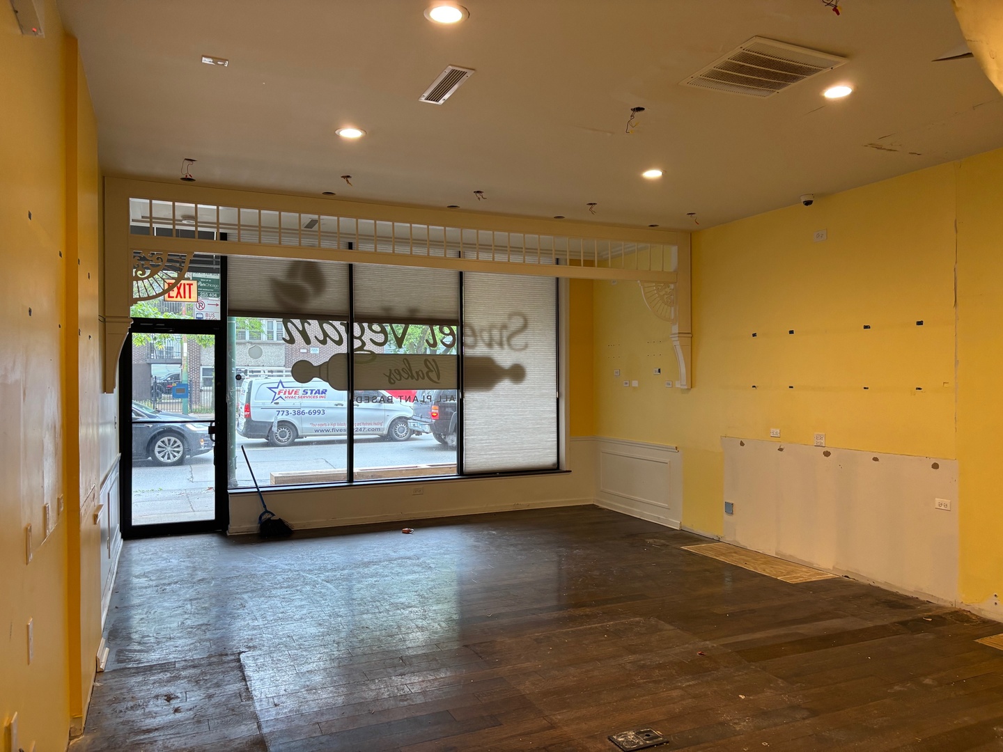 409 W North Avenue