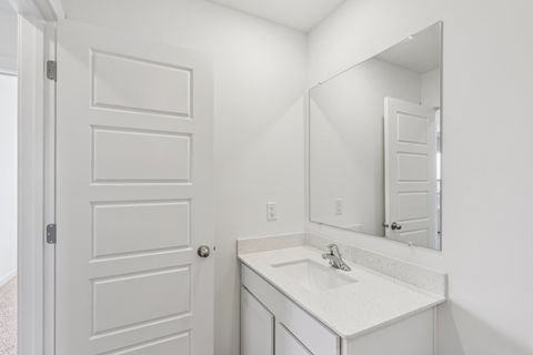 Tiny photo for 1401 Oakfield Lane, Pingree Grove, IL 60140 (MLS # 12635975)