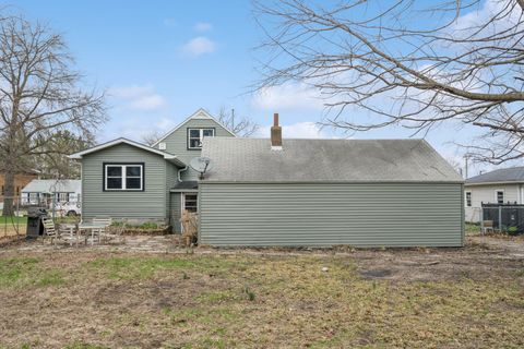 Tiny photo for 702 6th Avenue, Erie, IL 61250 (MLS # 12610559)
