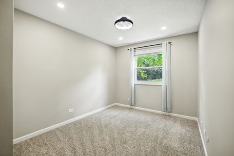 Tiny photo for 195 Thomas Court #A, Bartlett, IL 60103 (MLS # 12449253)