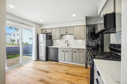 Tiny photo for 195 Thomas Court #A, Bartlett, IL 60103 (MLS # 12449253)