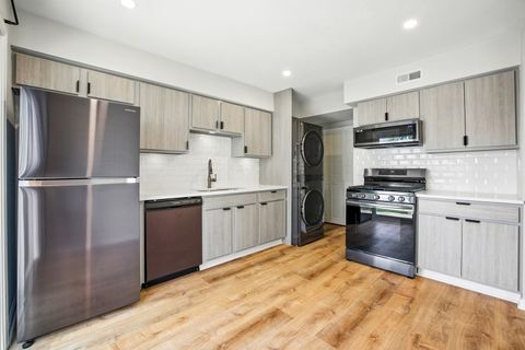 Tiny photo for 195 Thomas Court #A, Bartlett, IL 60103 (MLS # 12449253)