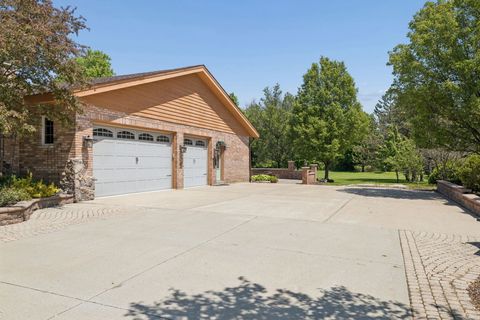 Tiny photo for 16253 S Regents Road, Homer Glen, IL 60491 (MLS # 12645454)
